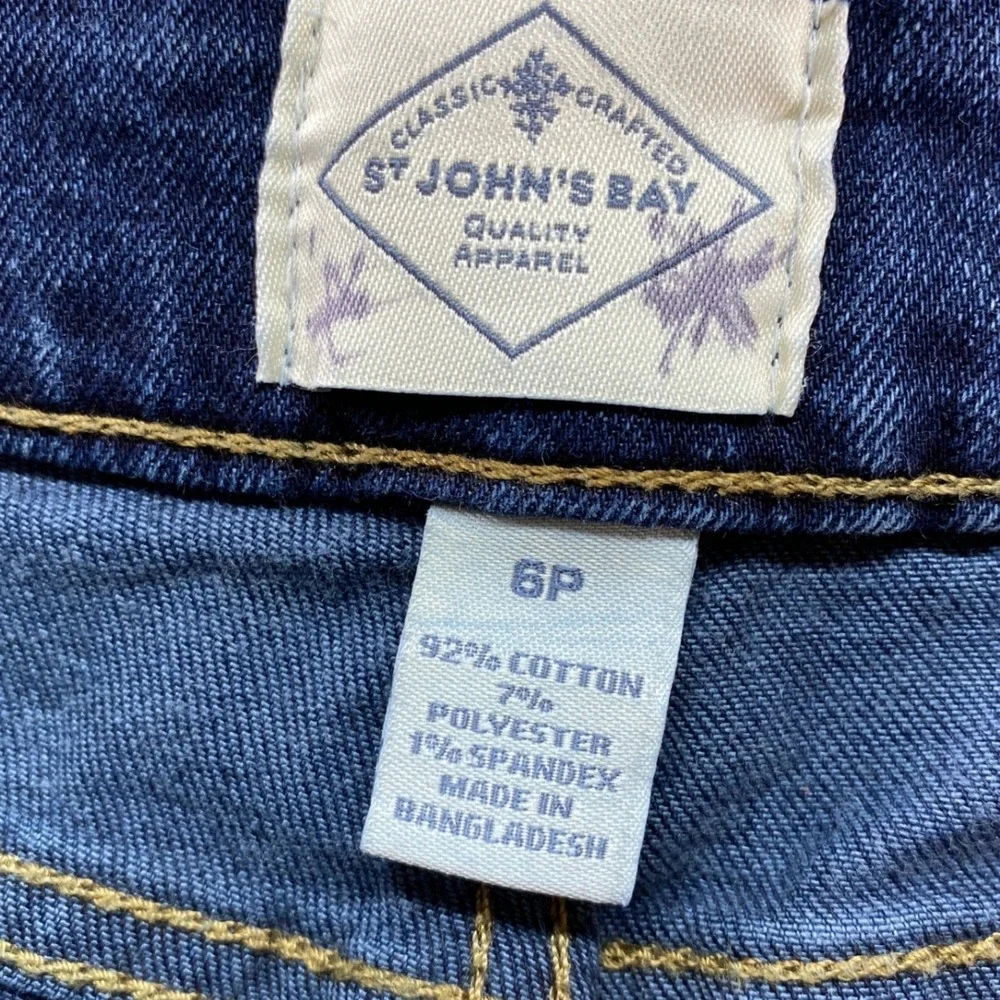 St. John's Bay Bootcut Jeans Womens 6P Blue Excellent Stretch Dark Wash Petite‎